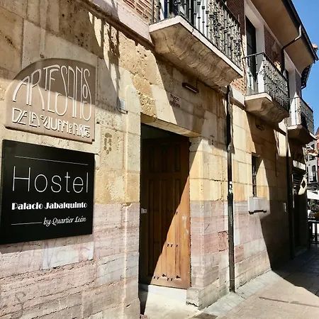 Hostel Quartier Jabalquinto