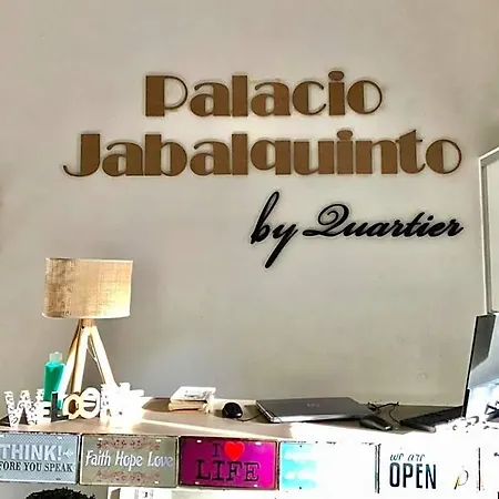 Quartier Jabalquinto Hostel