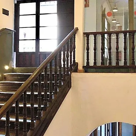 Hostel Quartier Jabalquinto *