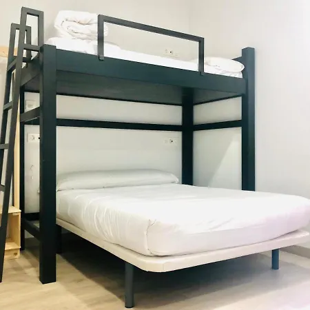 Quartier Jabalquinto Hostel